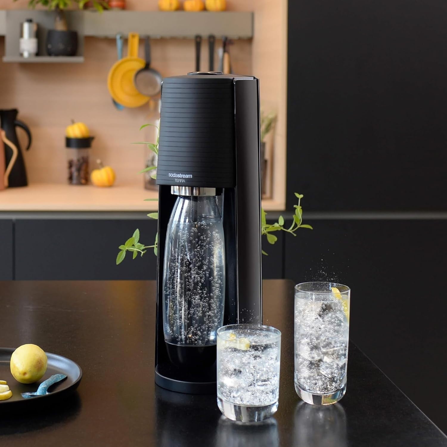 SodaStream Gasatore d’acqua Terra, incluse 3 bottiglie