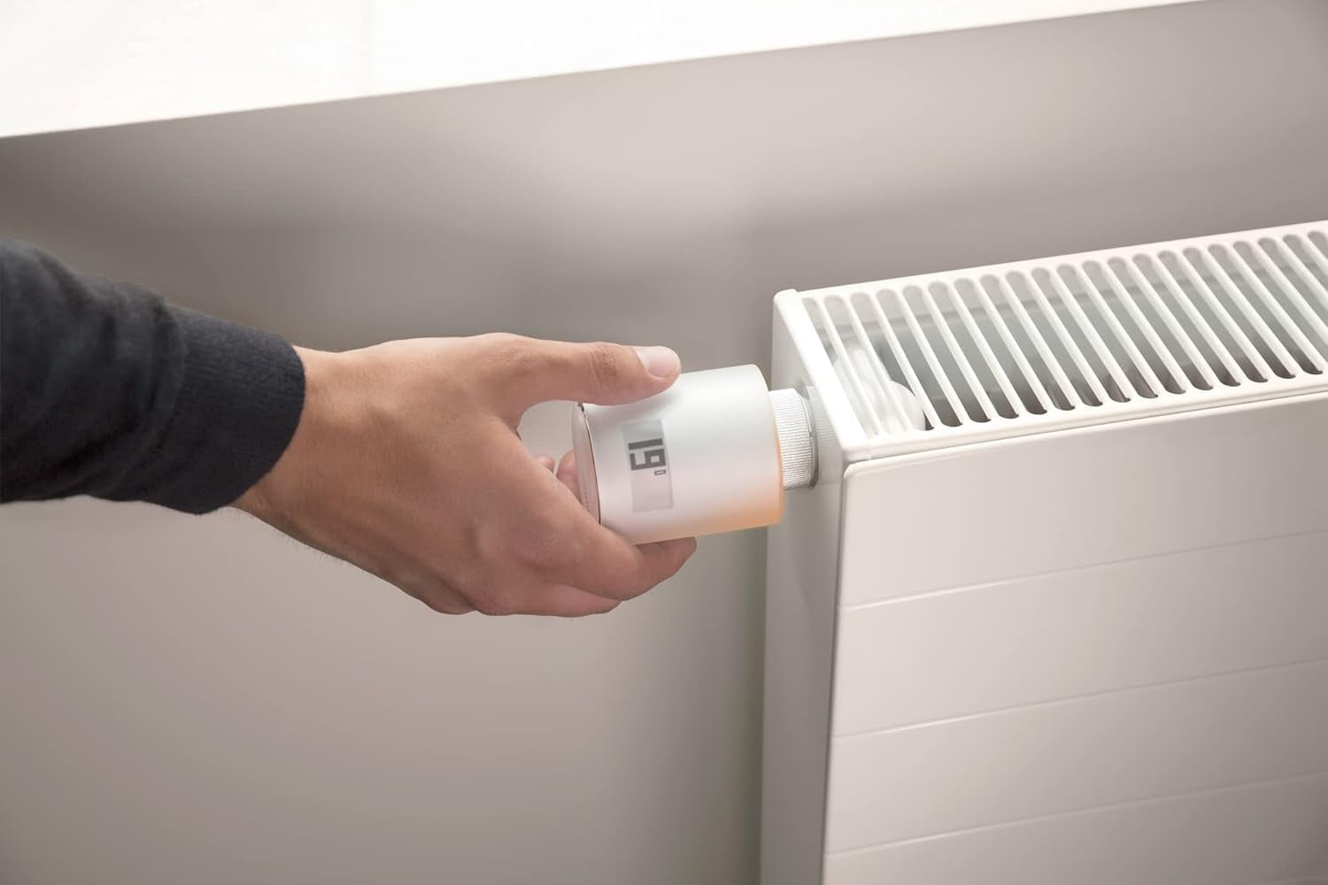 Netatmo Pack 4 Valvole Termostatiche WiFi, Controllo Remoto Risparmio Energetico